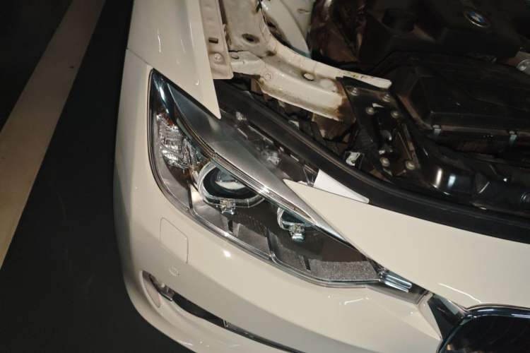 Used BMW 3 Series 2014 320Li Fashion Model Right Front Headlight