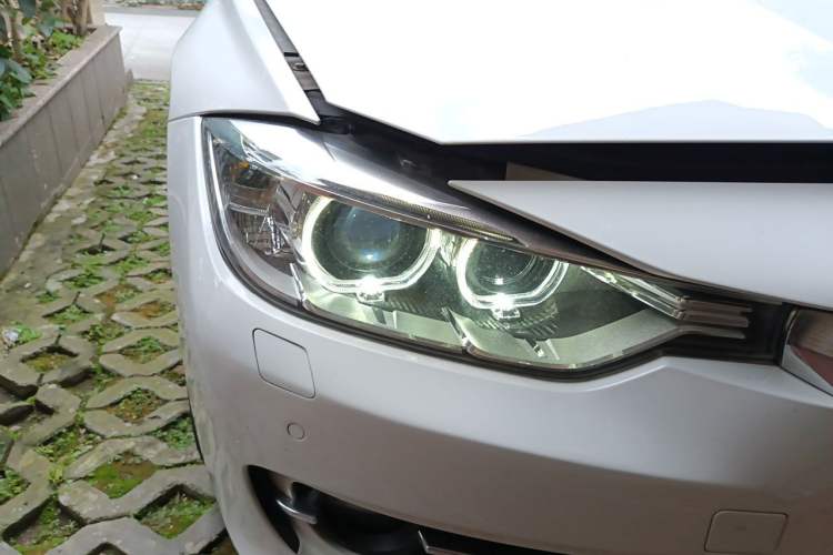 Used BMW 3 Series 2014 328Li Fashion Model Right Front Headlight
