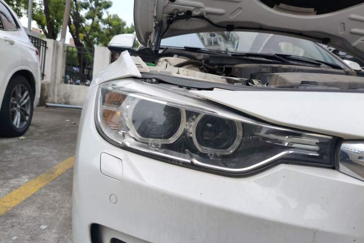 Used BMW 3 Series 2014 320Li Fashion Model Right Front Headlight