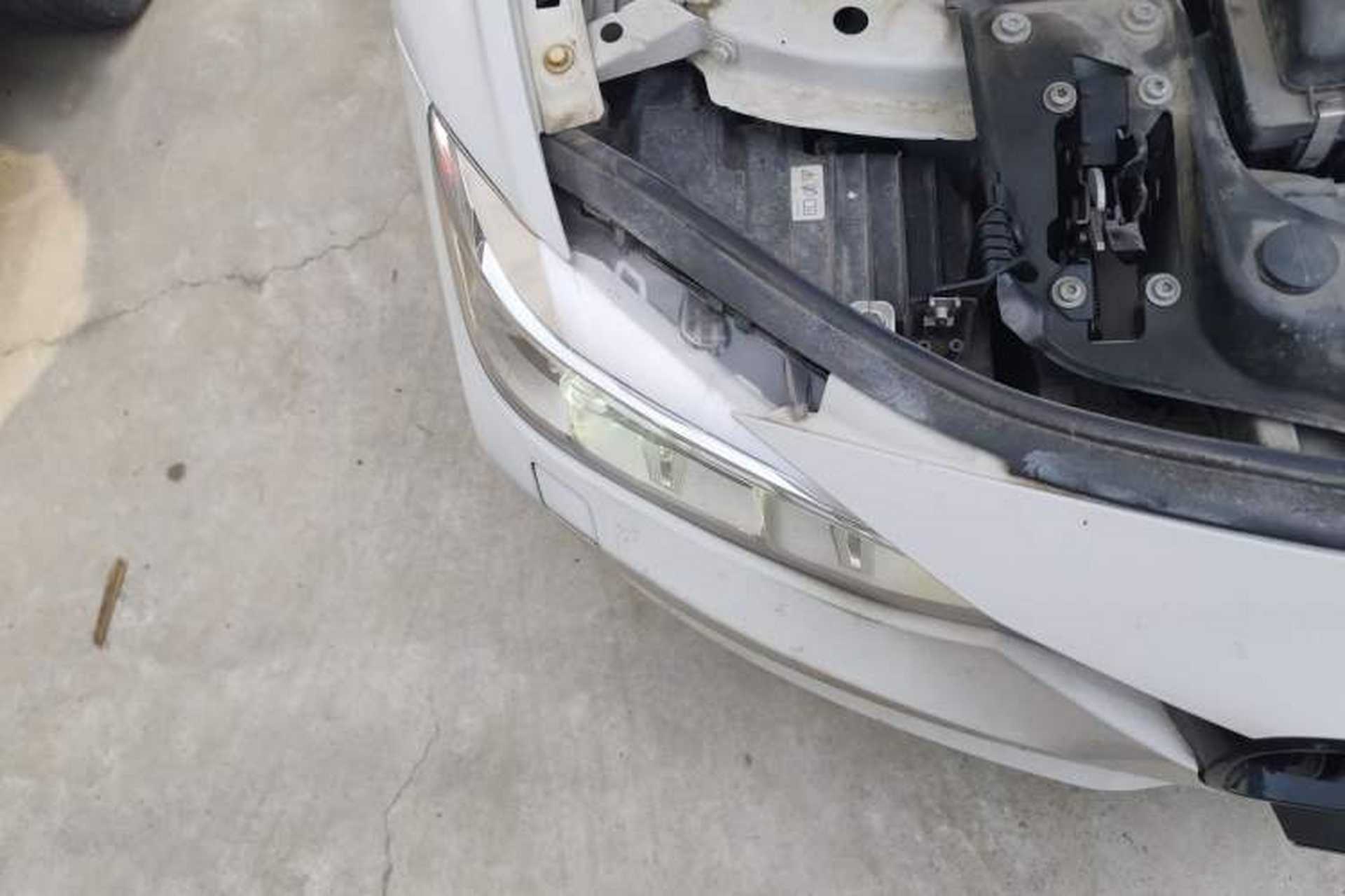 Used BMW 3 Series 2014 320Li Fashion Model Right Front Headlight