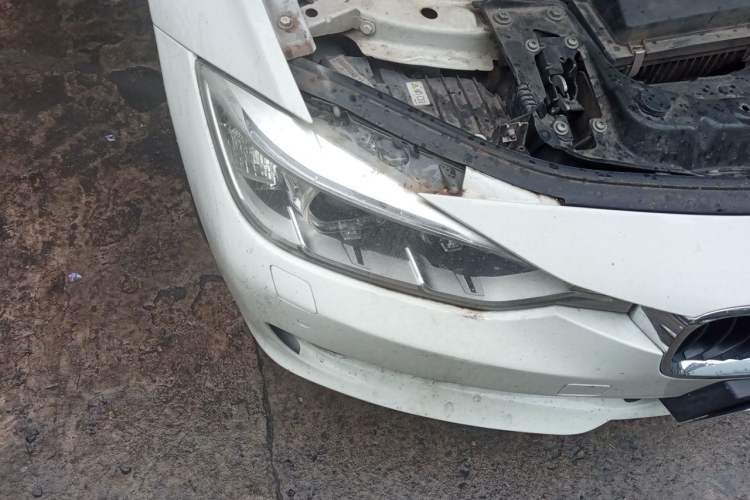 Used BMW 3 Series 2014 320Li Fashion Model Right Front Headlight