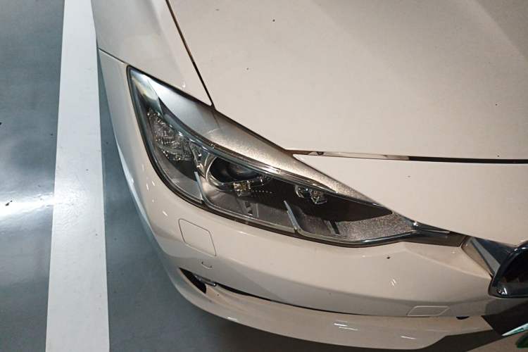 Used BMW 3 Series 2014 320Li Fashion Model Right Front Headlight