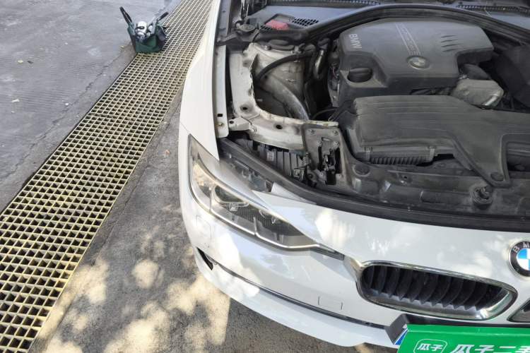 Used BMW 3 Series 2014 320Li Fashion Model Right Front Headlight