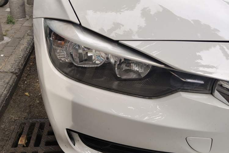 Used BMW 3 Series 2014 320i Sport Edition Right Front Headlight