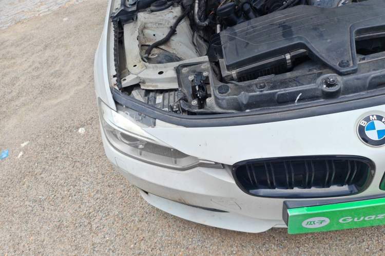 Used BMW 3 Series 2014 320i Sport Edition Right Front Headlight