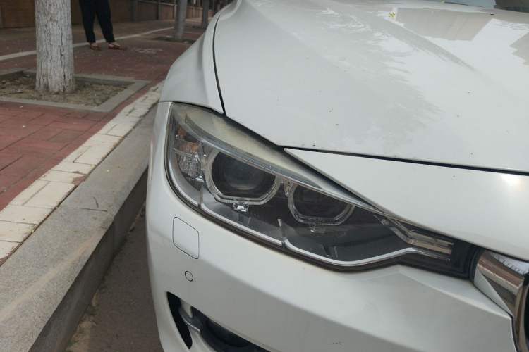 Used BMW 3 Series 2014 328Li Fashion Model Right Front Headlight