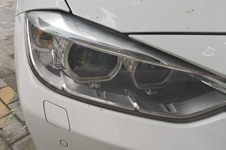 Used BMW 3 Series 2014 328Li Fashion Model Right Front Headlight
