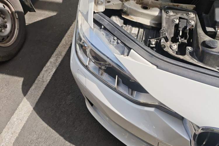 Used BMW 3 Series 2014 328Li Fashion Model Right Front Headlight