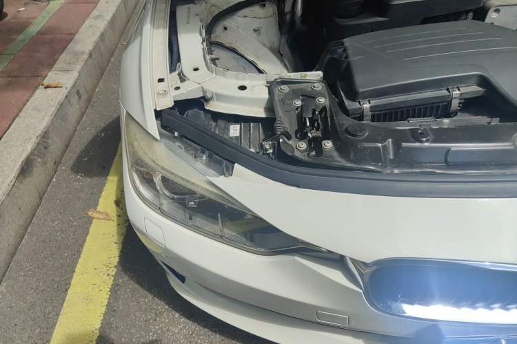 Used BMW 3 Series 2014 320Li Fashion Model Right Front Headlight