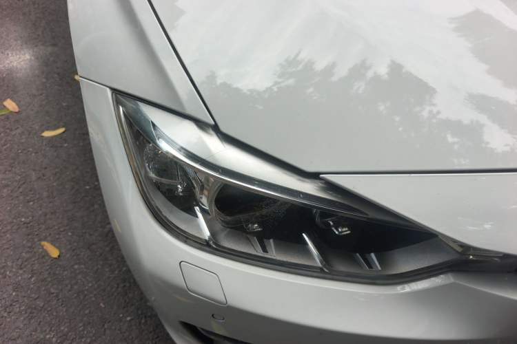 Used BMW 3 Series 2014 320Li Fashion Model Right Front Headlight