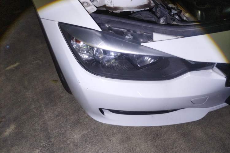 Used BMW 3 Series 2014 320i Active Edition Right Front Headlight