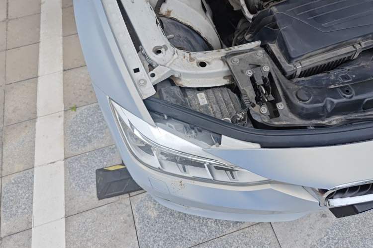 Used BMW 3 Series 2014 320Li Fashion Model Right Front Headlight