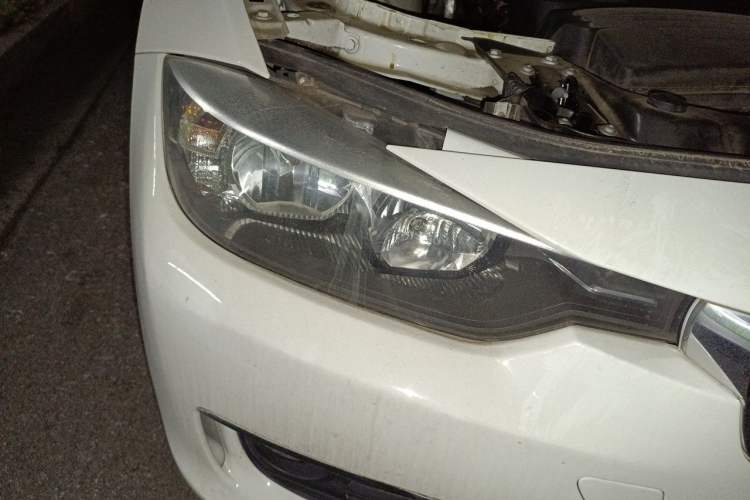 Used BMW 3 Series 2014 320i Active Edition Right Front Headlight