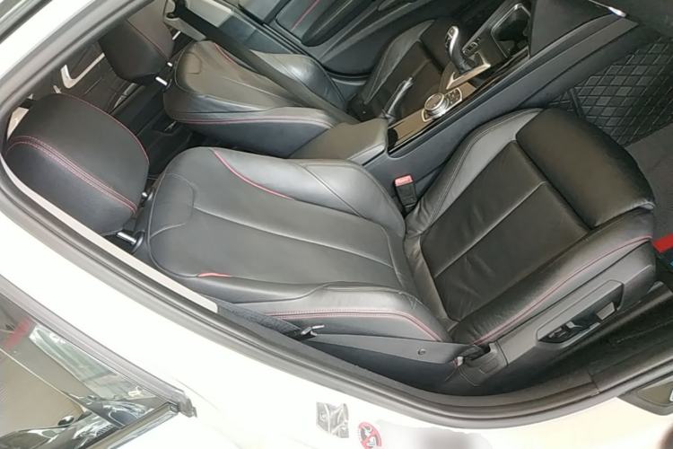 Used BMW 3 Series 2014 320i Sport Design Package Right Front Seat