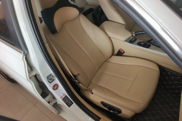 Used BMW 3 Series 2014 320Li Fashion Model Right Front Seat