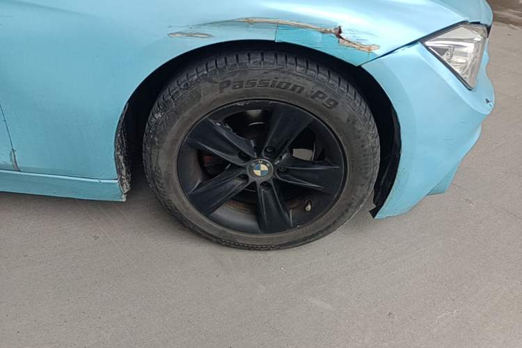 Used BMW 3 Series 2014 320i Sport Edition Right Front Wheel Hub