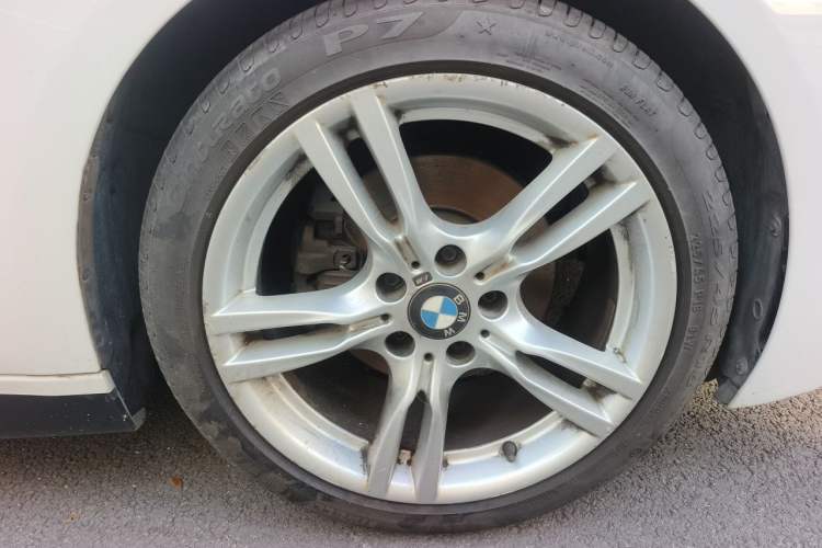 Used BMW 3 Series 2014 320i M Sport Edition Right Front Wheel Hub