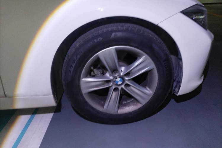 Used BMW 3 Series 2014 320i Sport Edition Right Front Wheel Hub