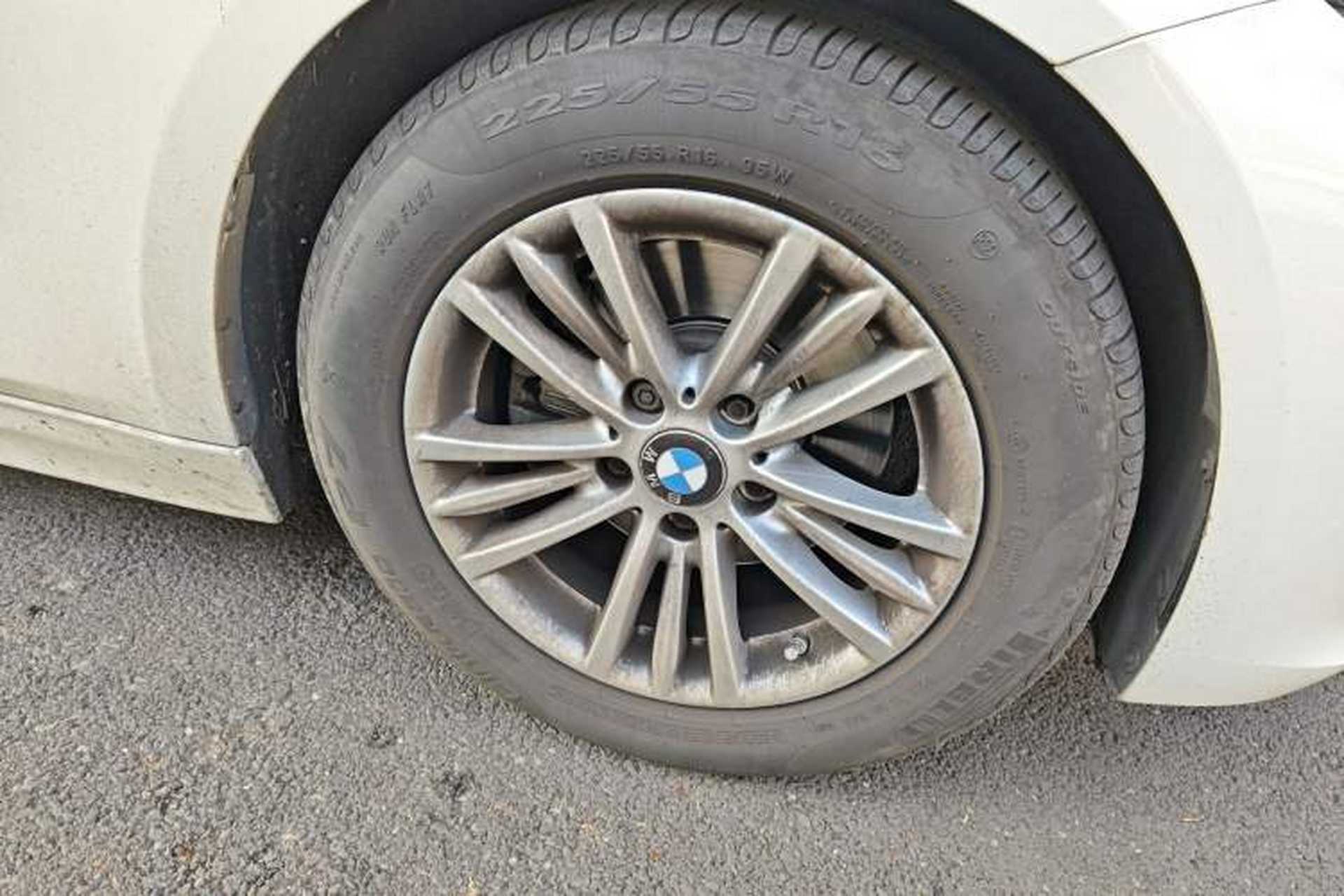 Used BMW 3 Series 2014 320Li Fashion Model Right Front Wheel Hub