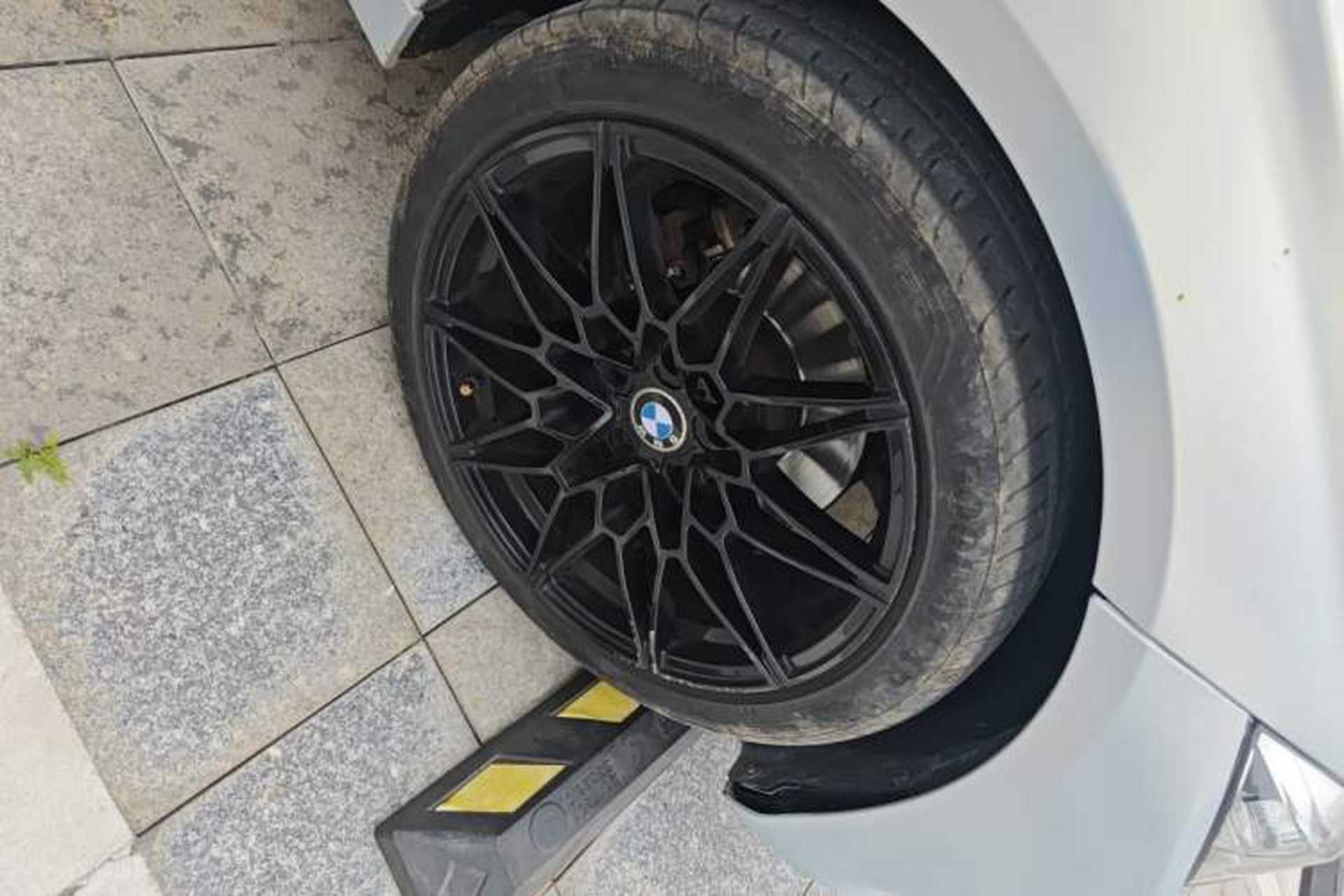Used BMW 3 Series 2014 320Li Fashion Model Right Front Wheel Hub