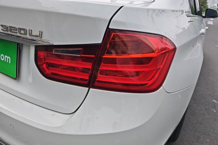 Used BMW 3 Series 2014 320Li Fashion Model Right Rear Taillight