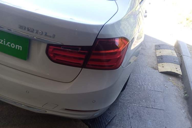 Used BMW 3 Series 2014 320Li Fashion Model Right Rear Taillight