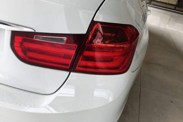 Used BMW 3 Series 2014 320Li Fashion Model Right Rear Taillight