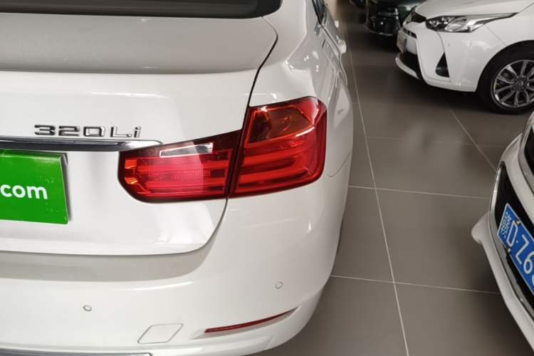 Used BMW 3 Series 2014 320Li Fashion Model Right Rear Taillight