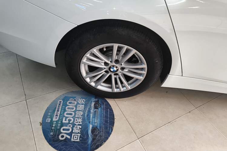 Used BMW 3 Series 2014 320Li Fashion Model Right Rear Wheel Hub