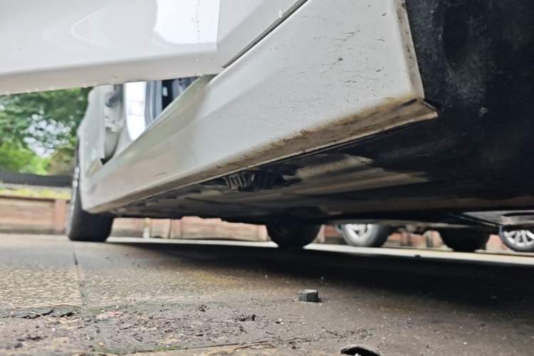 Used BMW 3 Series 2014 320Li Fashion Model Right Side Sill