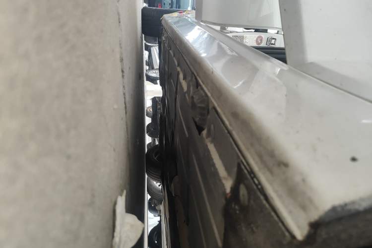 Used BMW 3 Series 2014 320Li Fashion Model Right Side Sill