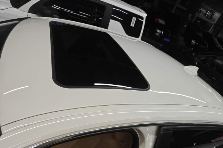 Used BMW 3 Series 2014 320Li Fashion Model Roof