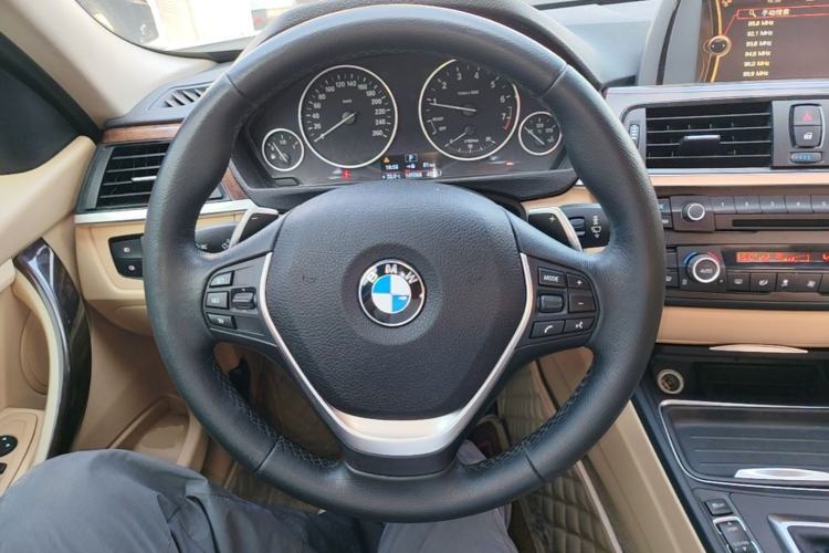 Used BMW 3 Series 2014 328Li Fashion Model Steering Wheel