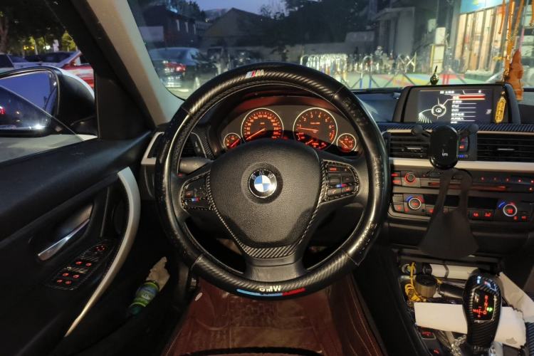 Used BMW 3 Series 2014 320Li Fashion Model Steering Wheel