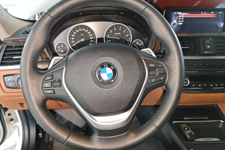 Used BMW 3 Series 2014 328Li Luxury Design Package Steering Wheel