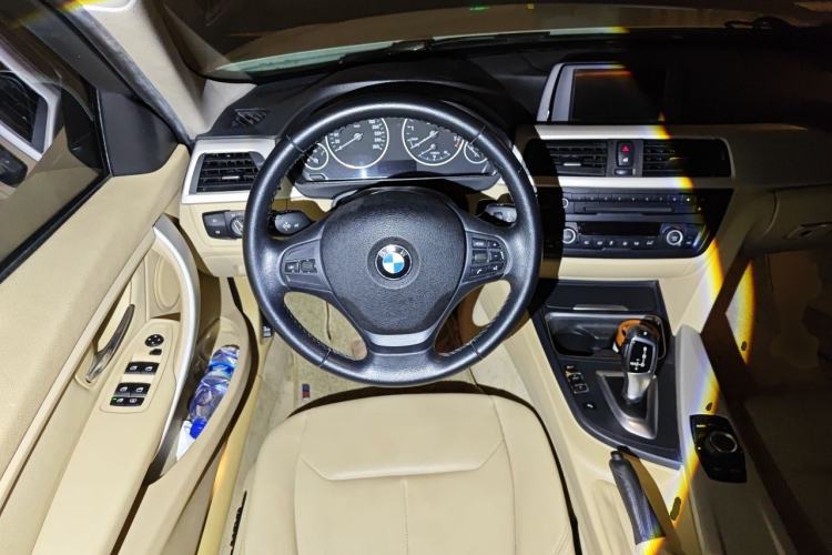 Used BMW 3 Series 2014 320Li Fashion Model Steering Wheel