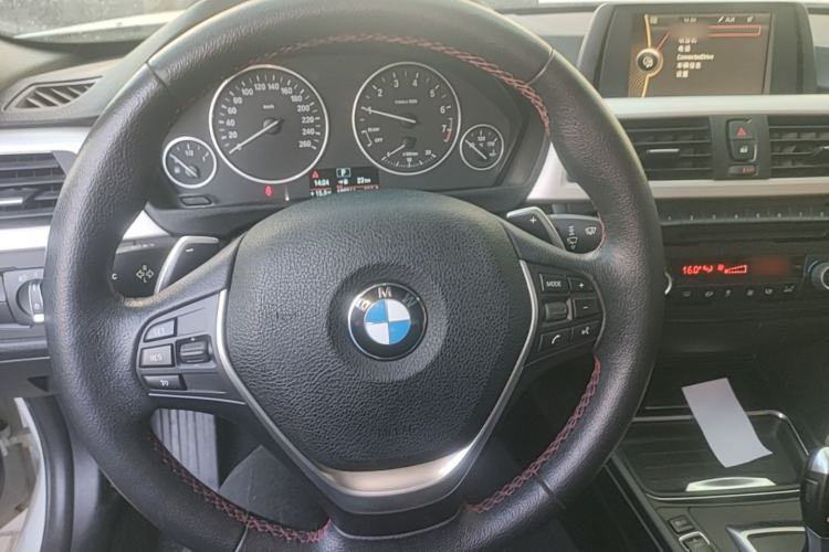 Used BMW 3 Series 2014 320Li Fashion Model Steering Wheel