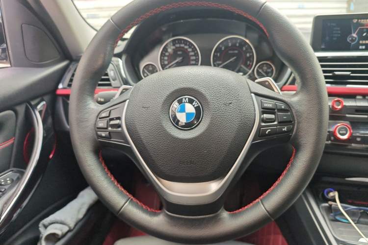 Used BMW 3 Series 2014 328i Sport Design Package Steering Wheel