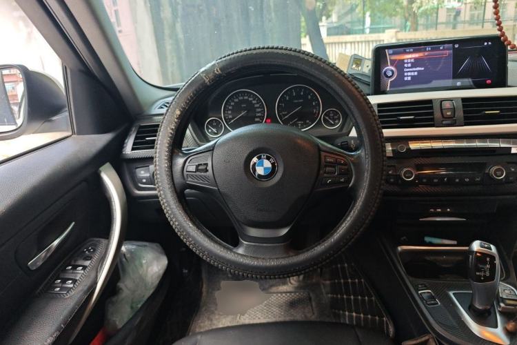 Used BMW 3 Series 2014 320i Sport Edition Steering Wheel