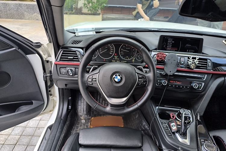 Used BMW 3 Series 2014 328i xDrive Sport Design Package Steering Wheel