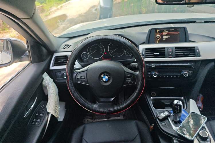 Used BMW 3 Series 2014 320Li Fashion Model Steering Wheel
