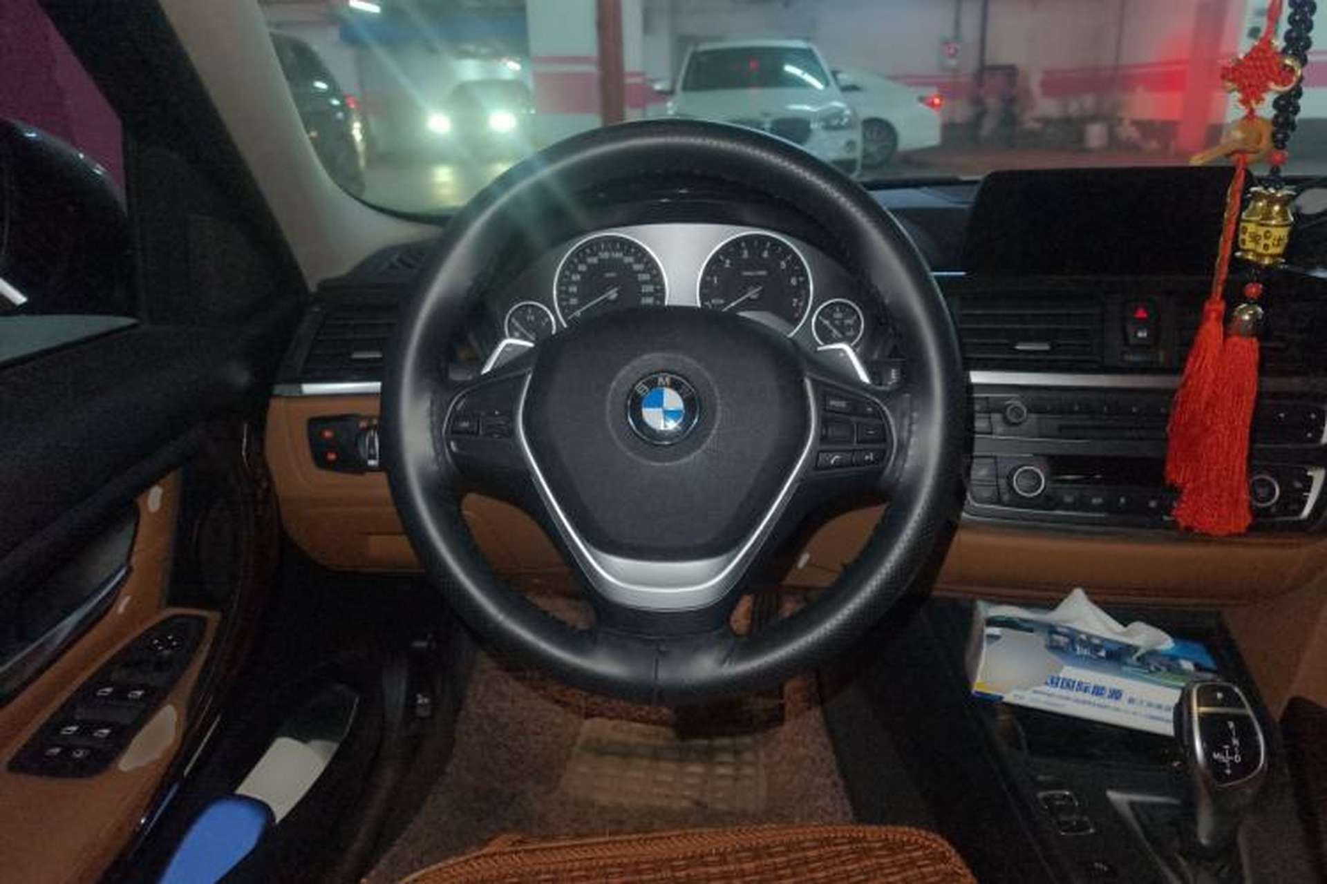Used BMW 3 Series 2014 320Li Luxury Design Package Steering Wheel