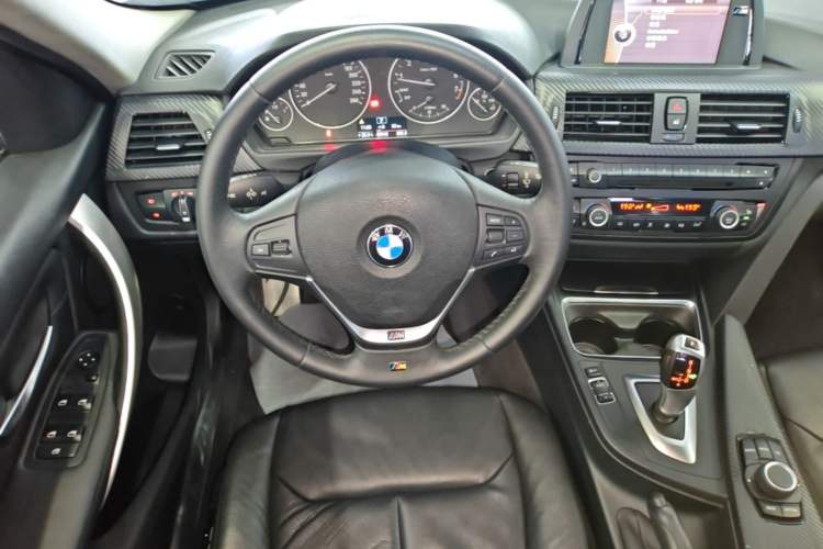 Used BMW 3 Series 2014 320i Sport Edition Steering Wheel