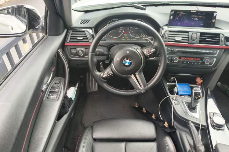 Used BMW 3 Series 2014 320i Sport Design Package Steering Wheel