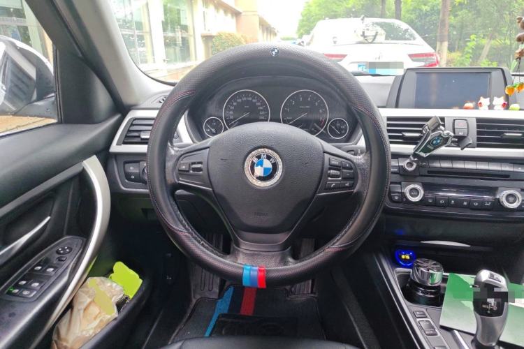 Used BMW 3 Series 2014 320Li Fashion Model Steering Wheel