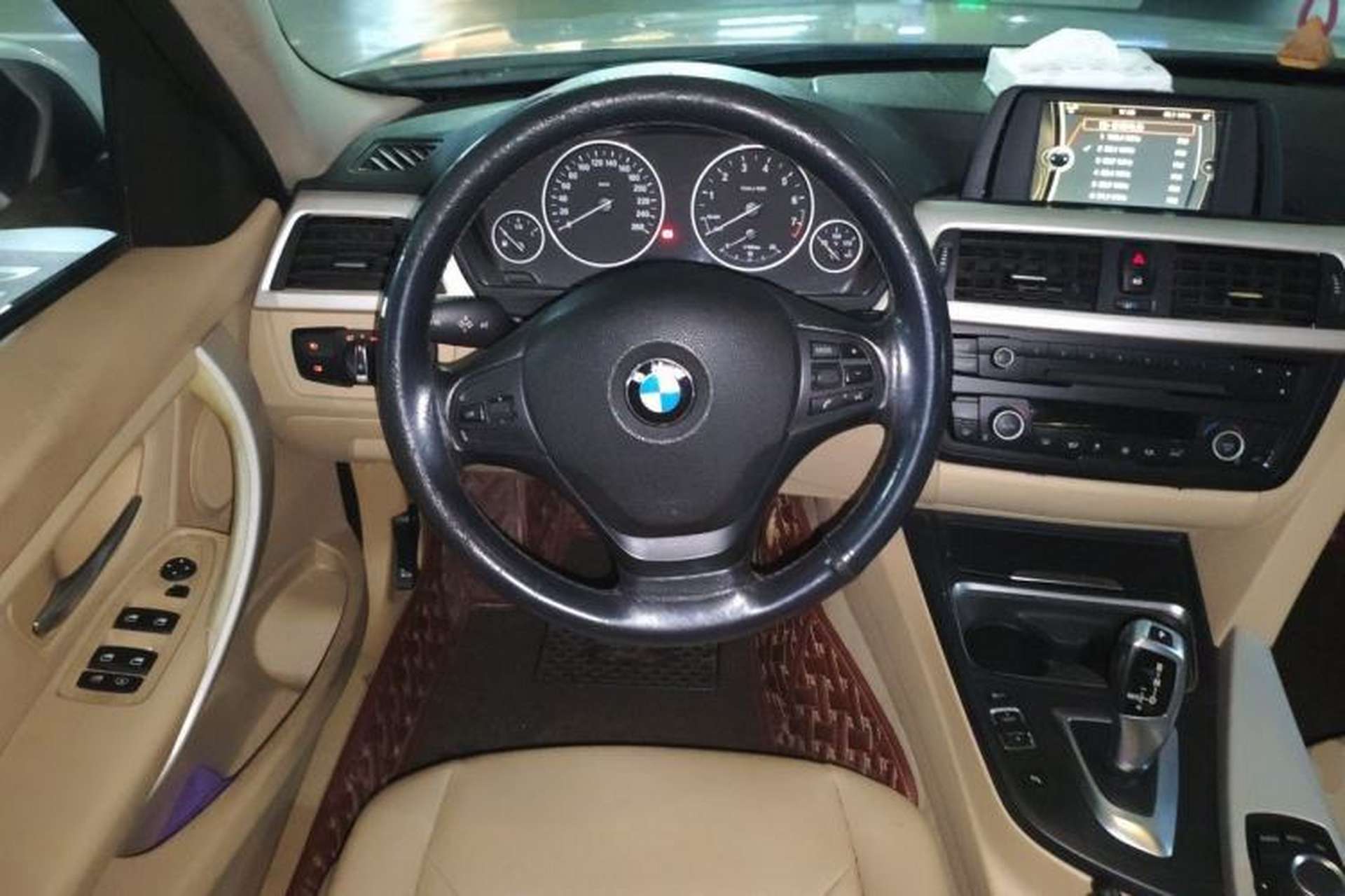 Used BMW 3 Series 2014 320Li Fashion Model Steering Wheel