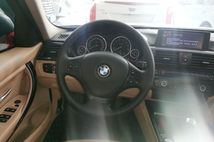 Used BMW 3 Series 2014 320Li Fashion Model Steering Wheel