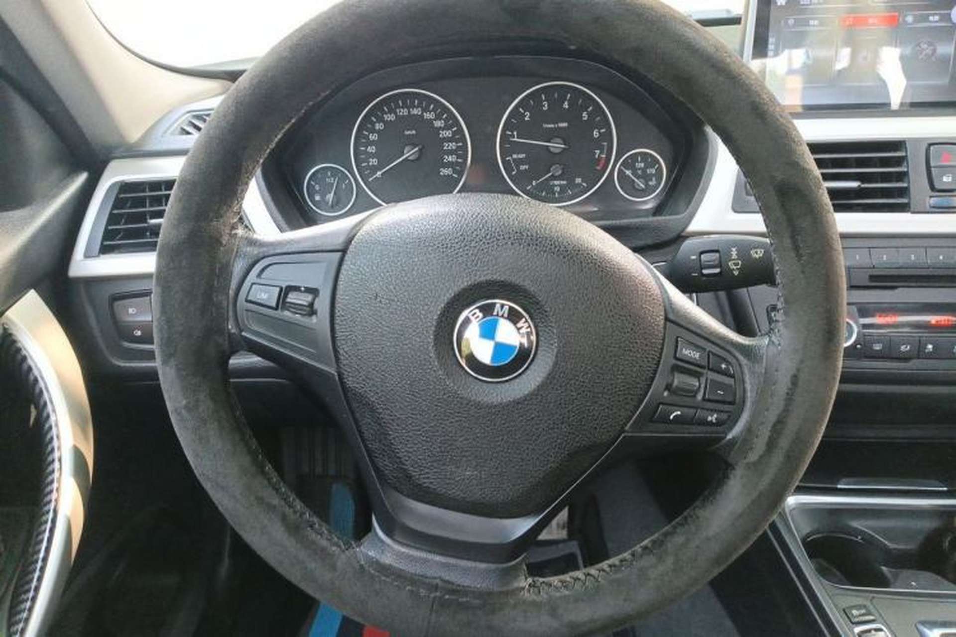 Used BMW 3 Series 2014 320Li Fashion Model Steering Wheel
