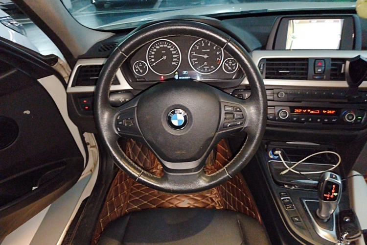 Used BMW 3 Series 2014 320Li Fashion Model Steering Wheel