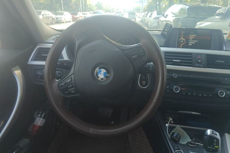 Used BMW 3 Series 2014 320i Sport Edition Steering Wheel